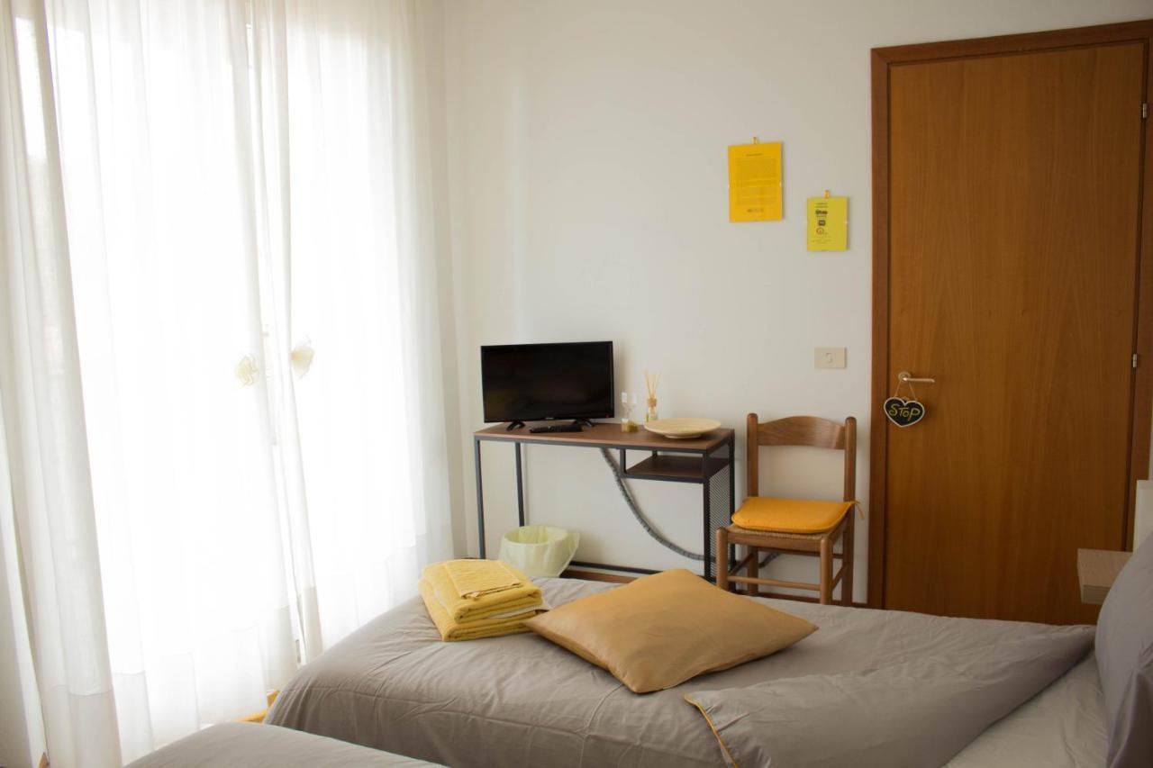Casa Di Cipri Hotell Montale  Eksteriør bilde